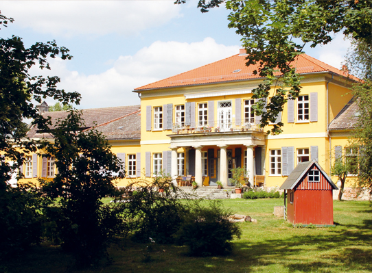 Herren­haus
